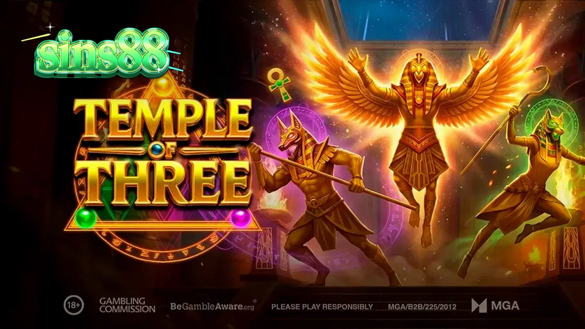 Tampilan visual slot Temple of Three dengan latar belakang kuil Mesir kuno.